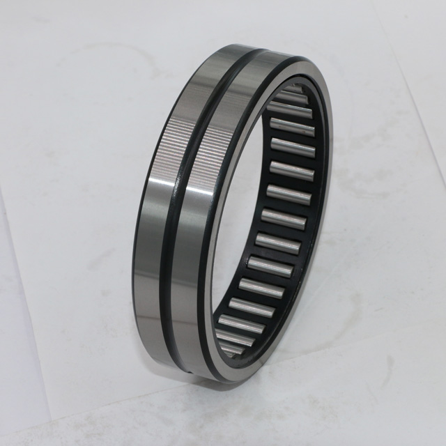 Solid ring needle roller bearing with seal NA4900RS